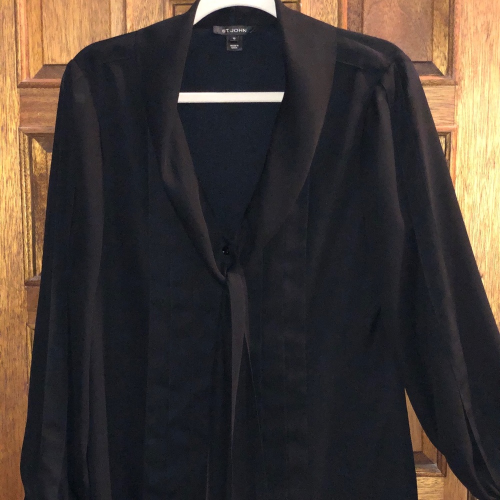 NWOT St. John button pleated tie blouse size 12